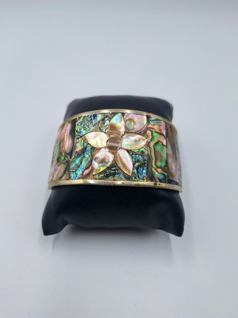 Vintage Alpaca Inlaid Abalone Silver Cuff Bracelet Star Mosaic Panel Background